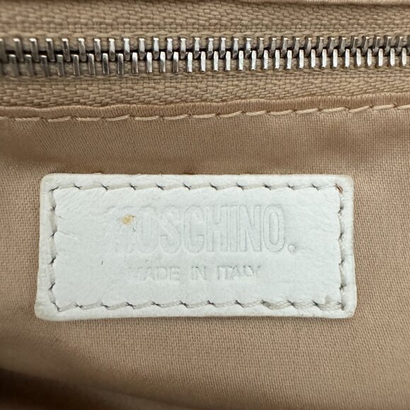 Moschino White Quilted Shoulder Bag - Picture 10 of 16